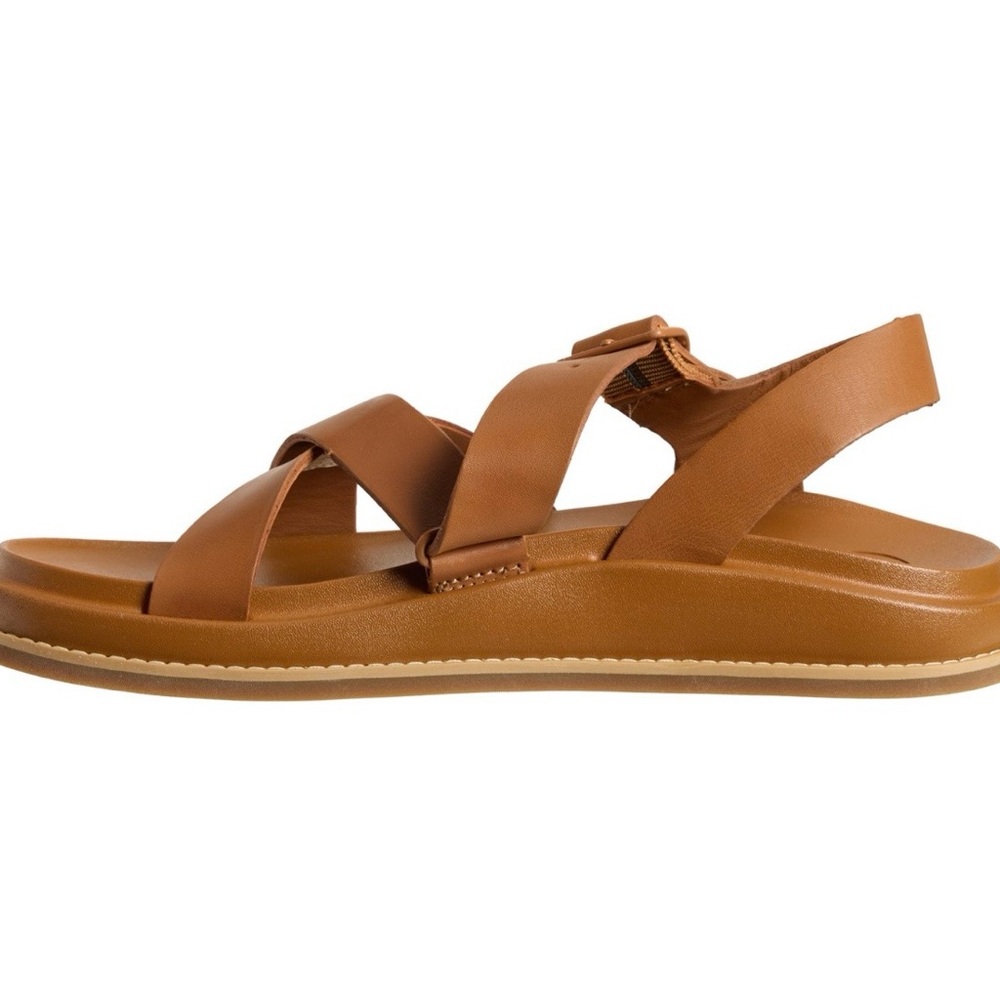 Chaco Women's Brown leather Sandals Women’s size 8!NEW no box!